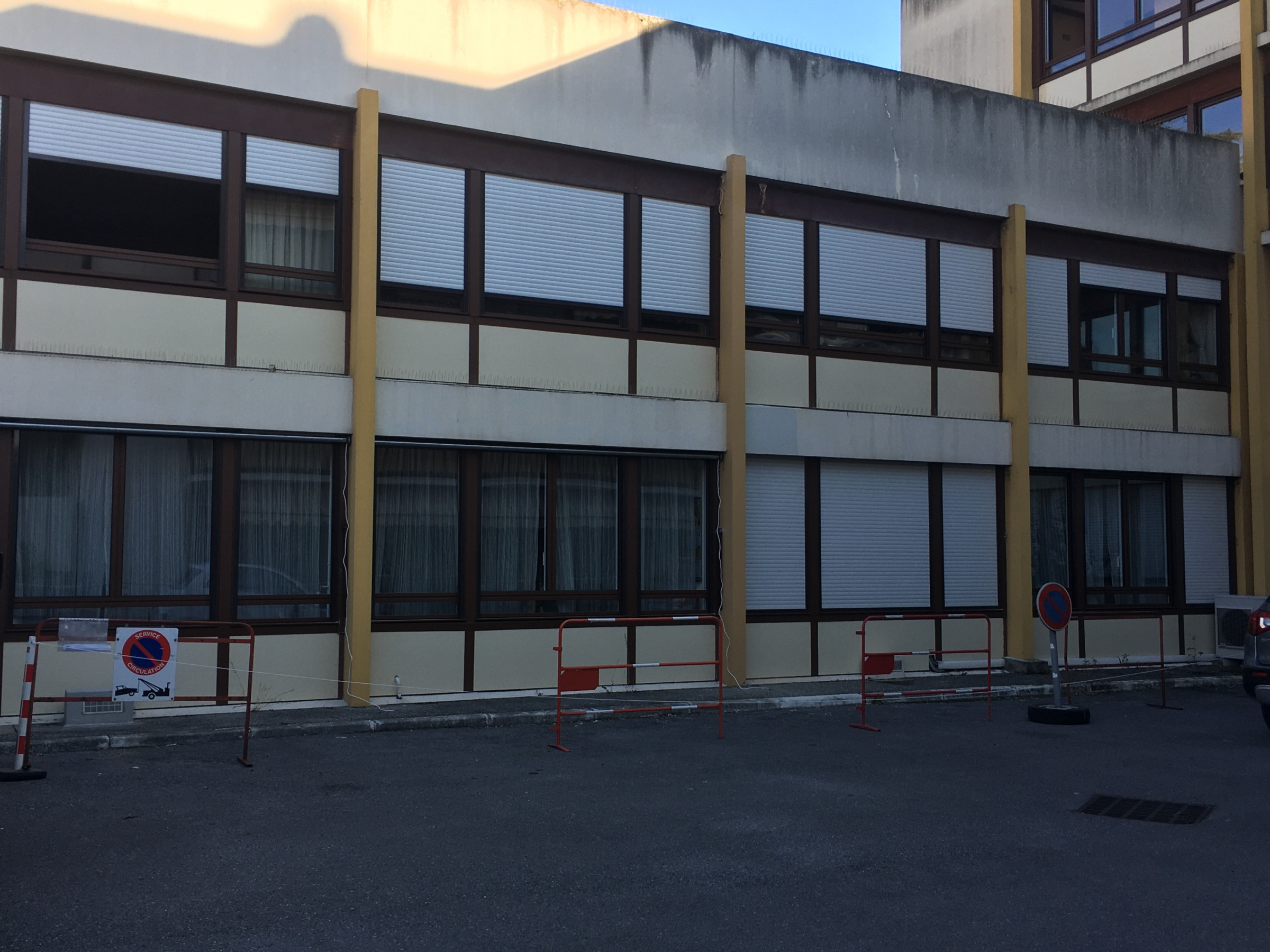 CCAS de Cannes  Stores & Volets R